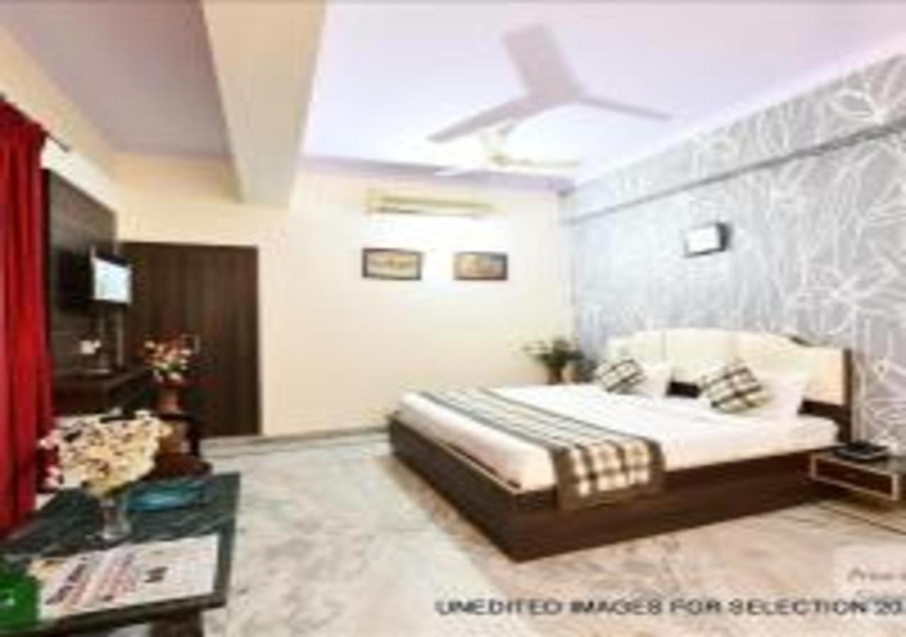 Hotel Chanakya Agra  Exteriör bild
