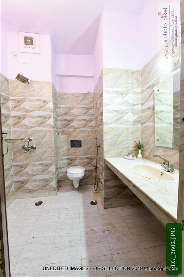 Hotel Chanakya Agra  Exteriör bild